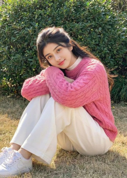 Young College Girls Lahore